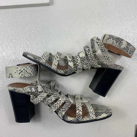 Vionic Sami Caged Block Heel Sandals Snake NWOT - Picture 2 of 8